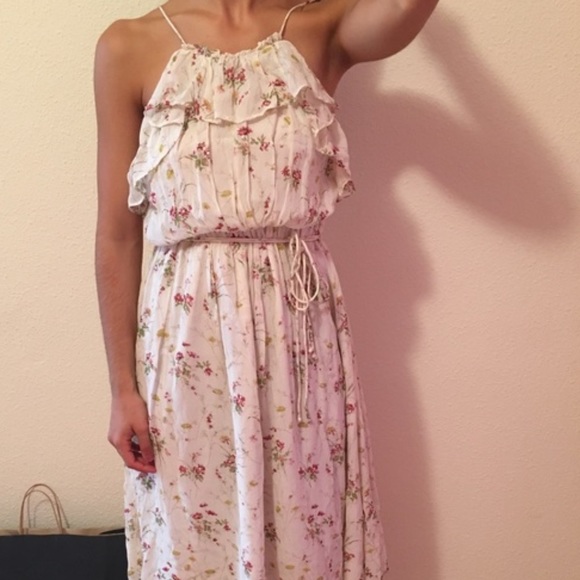 Zara Dresses & Skirts - ZARA FLORAL SPRING HALTER DRESS